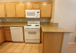 Photo #3: 2518584 Listing 