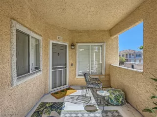 Photo #1: 2518611 Listing 