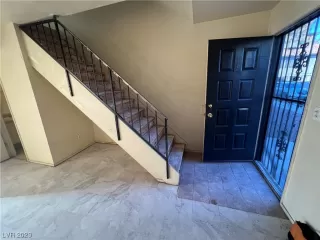 Photo #2: 2518634 Listing 