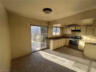 Photo #4: 2518634 Listing 