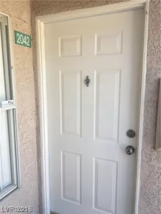 Photo #2: 2518638 Listing 