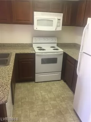 Photo #6: 2518638 Listing 