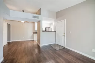 Photo #4: 2518643 Listing 