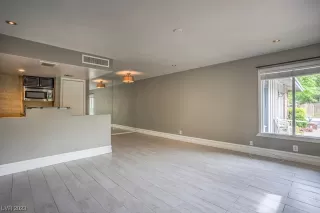 Photo #1: 2518710 Listing 