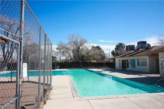 Photo #6: 2518710 Listing 