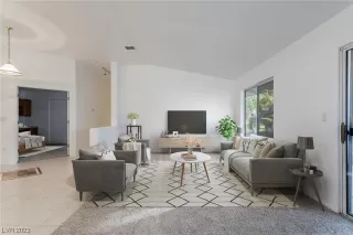 Photo #3: 2518715 Listing