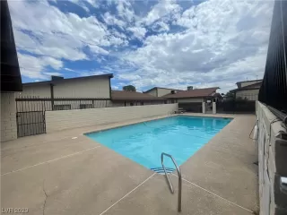 Photo #2: 2518744 Listing 