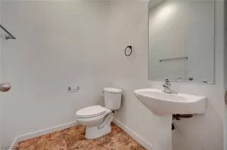 Photo #4: 2518749 Listing 