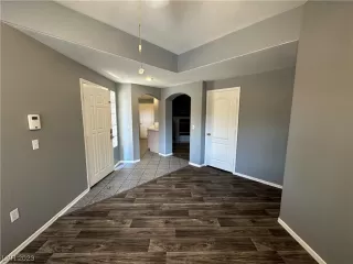 Photo #2: 2518812 Listing 