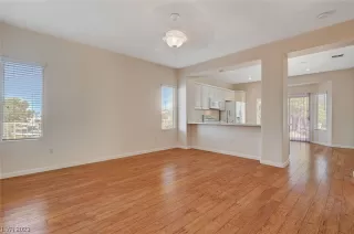 Photo #6: 2518823 Listing 