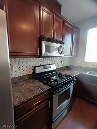 Photo #6: 2518831 Listing 