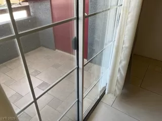 Photo #5: 2518838 Listing 