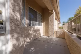 Photo #2: 2518839 Listing