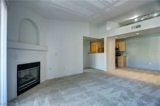 Photo #4: 2518890 Listing