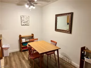 Photo #3: 2518891 Listing