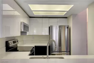 Photo #4: 2518922 Listing 