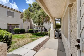 Photo #4: 2518941 Listing