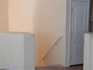 Photo #3: 2518948 Listing 