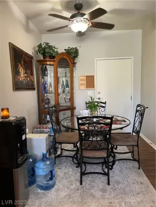 Photo #3: 2518968 Listing