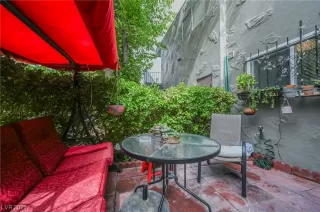 Photo #3: 2518982 Listing