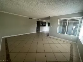 Photo #2: 2518990 Listing 