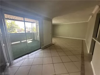 Photo #3: 2518990 Listing 