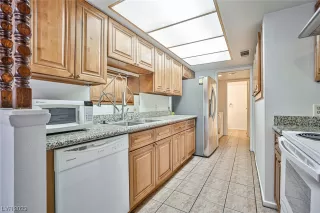 Photo #2: 2519040 Listing 