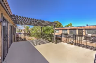 Photo #1: 2519096 Listing