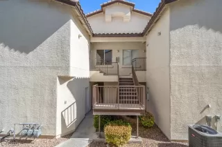 Photo #2: 2519107 Listing