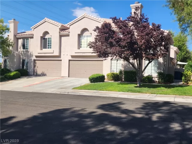 MLS: 2519113 Condo For Sale