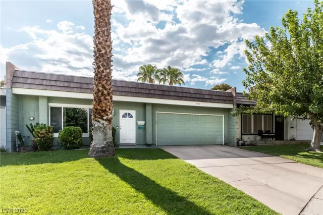 MLS: 2519134 Condo For Sale