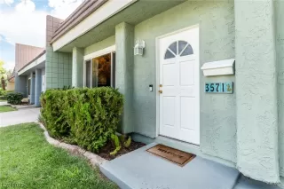 Photo #1: 2519134 Listing