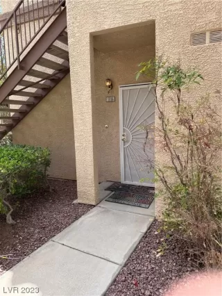 Photo #1: 2519147 Listing