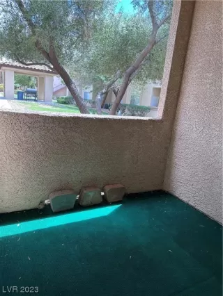 Photo #5: 2519147 Listing