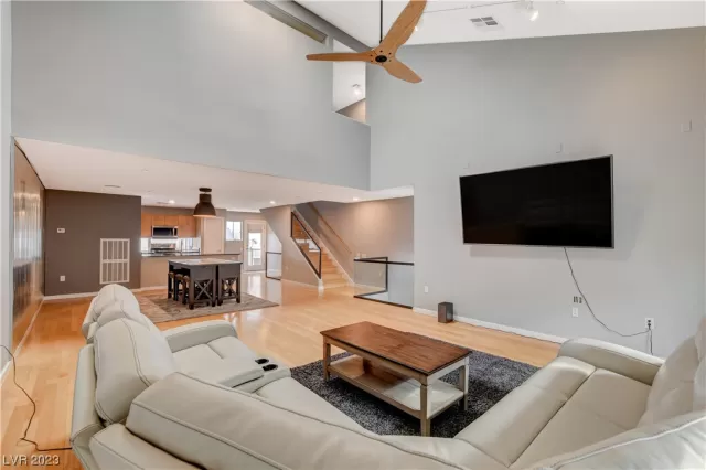 MLS: 2519165 Condo For Sale