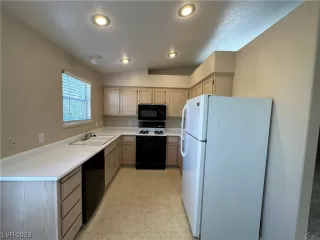 Photo #4: 2519168 Listing 