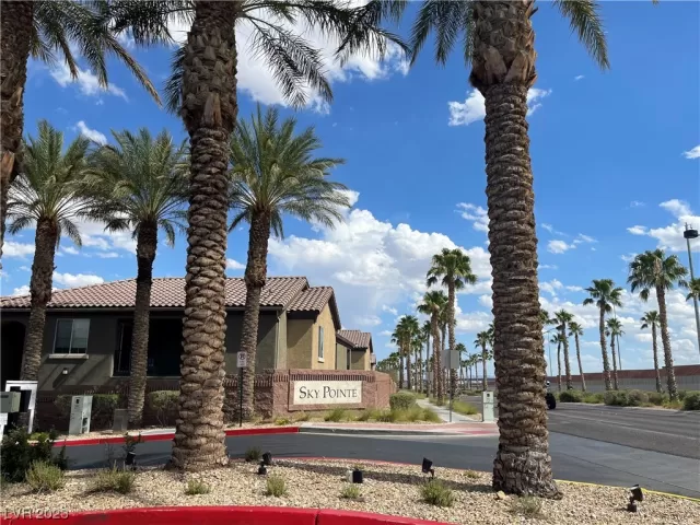 MLS: 2519195 Condo For Sale