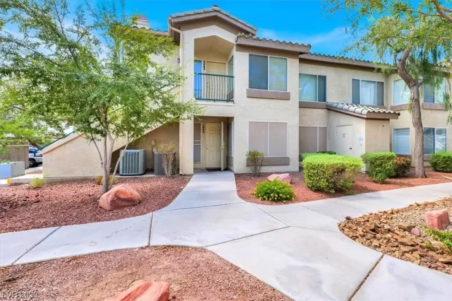 MLS: 2519215 Condo For Sale