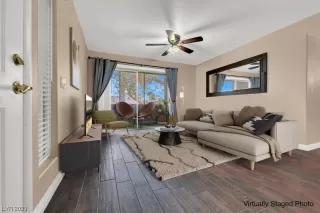 Photo #3: 2519215 Listing