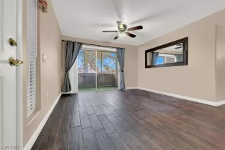 Photo #4: 2519215 Listing