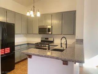 Photo #4: 2519227 Listing