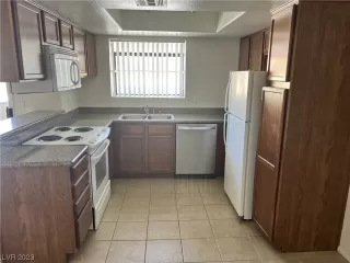 Photo #3: 2519233 Listing 