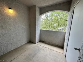 Photo #4: 2519237 Listing 