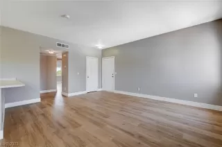 Photo #4: 2519260 Listing 