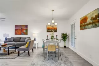 Photo #4: 2519263 Listing