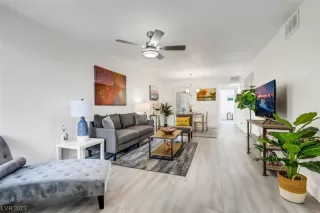 Photo #5: 2519263 Listing