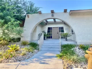 Photo #1: 2519319 Listing 