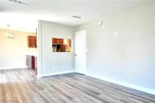 Photo #1: 2519335 Listing 