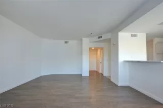 Photo #2: 2519380 Listing 