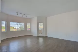 Photo #4: 2519380 Listing 